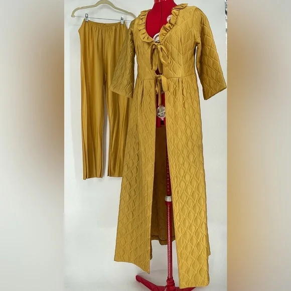 Vintage Gold Quilted Lounge Set Maxi Bed Jacket & Slinky Pants - Picture 11 of 17